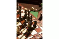 SZACHY SENATOR (42x42cm) - klasyczne drewniane szachy idealne na prezent SZACHY SENATOR (42x42cm) - klasyczne drewniane szachy idealne na prezent